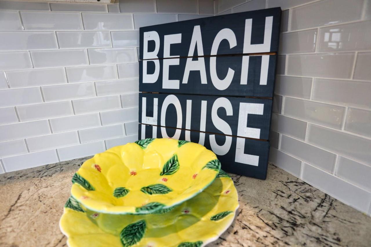 Yellow Beach Haven, Decks, Views, Mere Steps To Sand غالفيستون، تكساس المظهر الخارجي الصورة